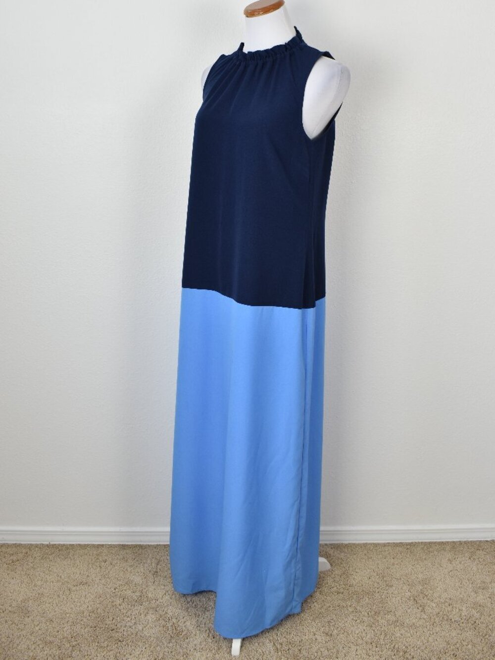 STS Sail to Sable Ruffle Neck Maxi Dress - S - Picture 5 of 10